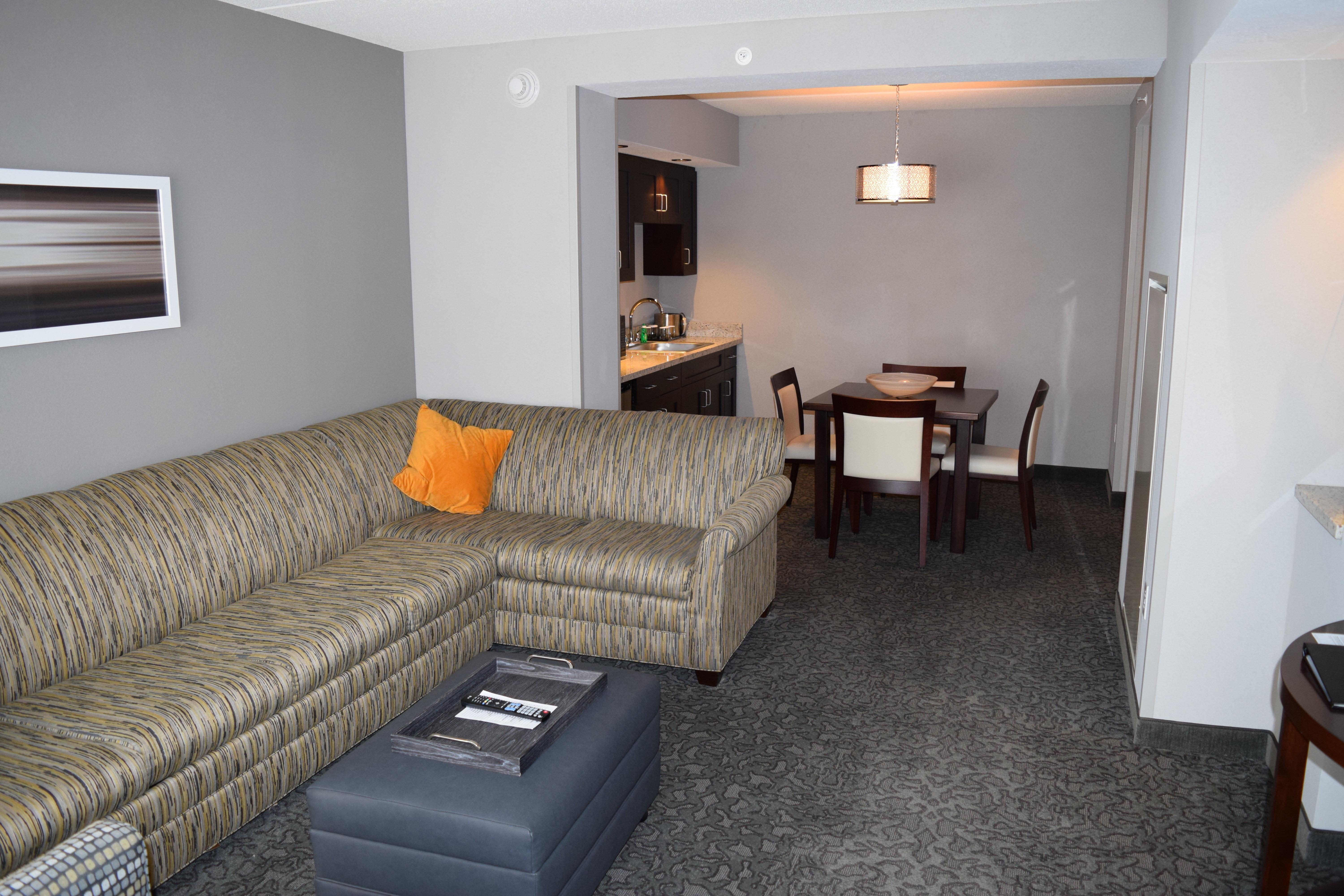 Holiday Inn And Suites East Peoria By Ihg Dış mekan fotoğraf
